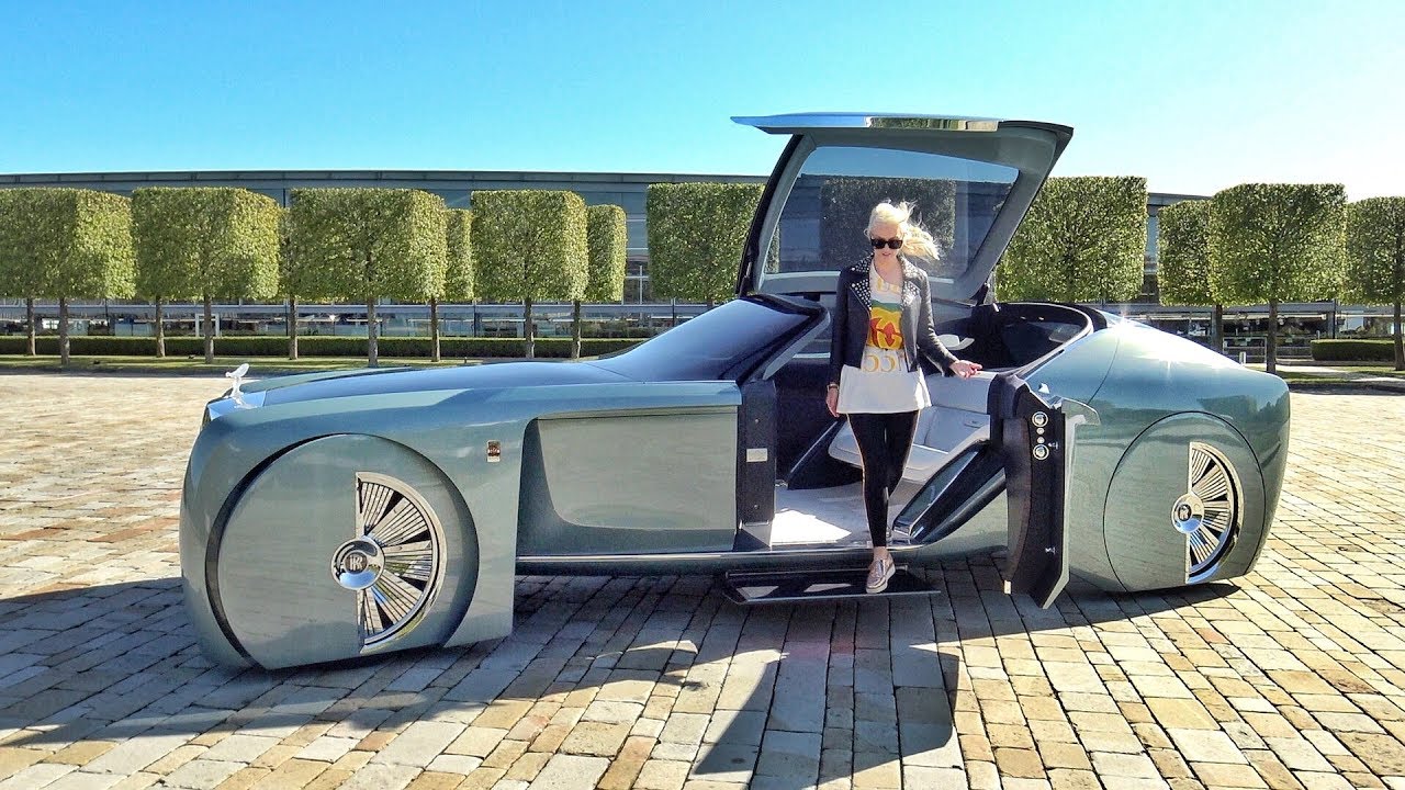 Rolls Royce from the year 2035